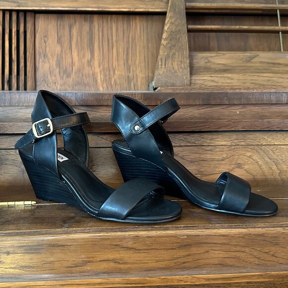 Steve Madden Wedge Sandals - Picture 2 of 6